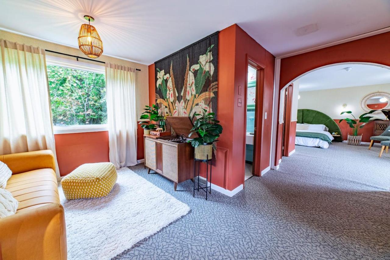 The Springs Motel New Ashford Ngoại thất bức ảnh