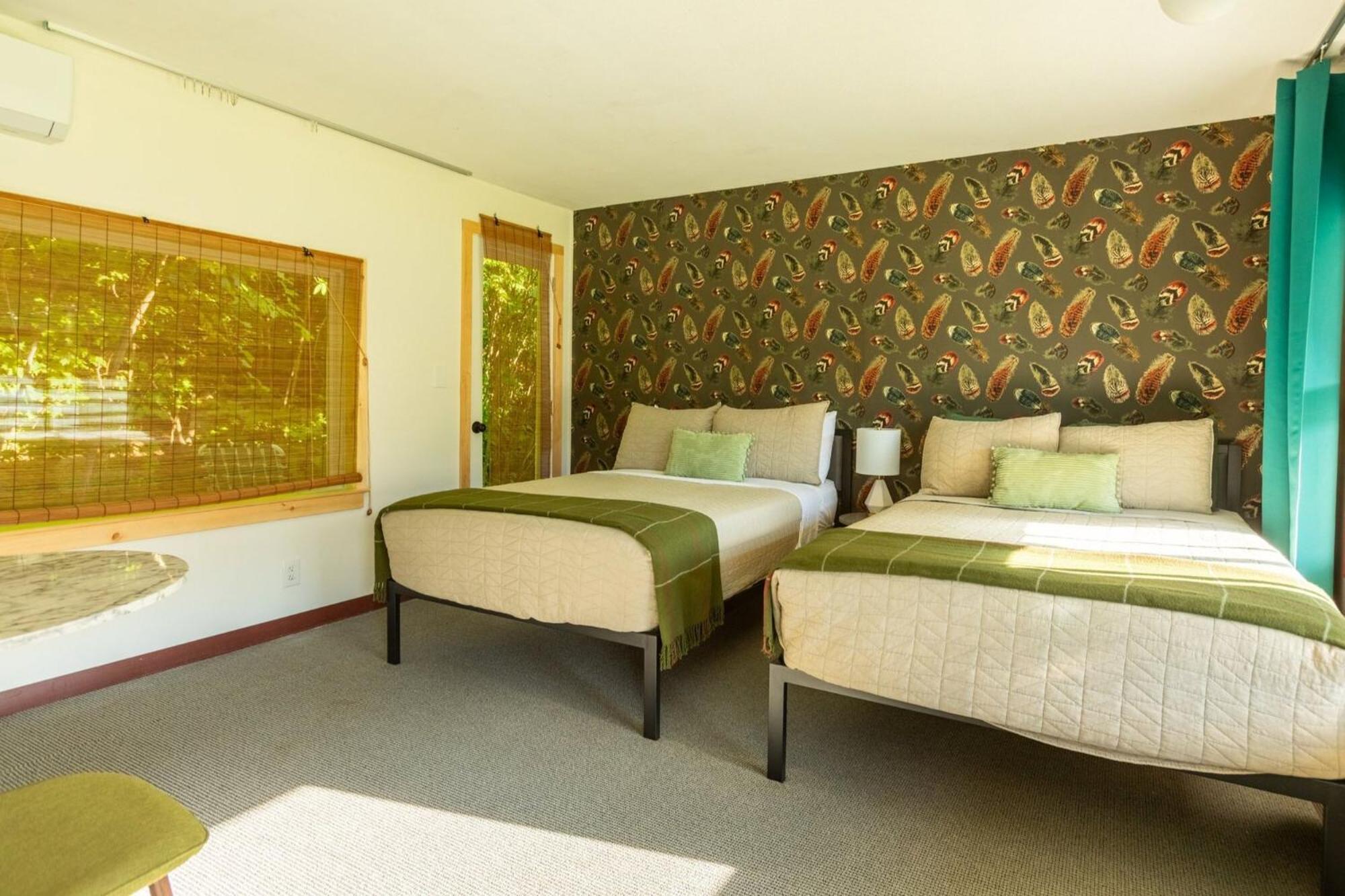 The Springs Motel New Ashford Ngoại thất bức ảnh